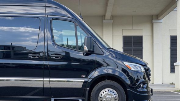 12 passenger sprinter van tacoma